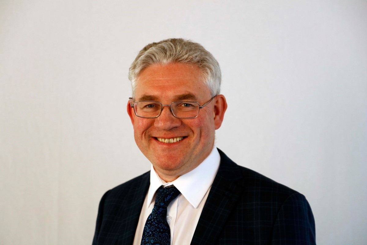 Official portrait of Kenneth Gibson; comments he made have seen Kenneth Gibson accused of hate speech.