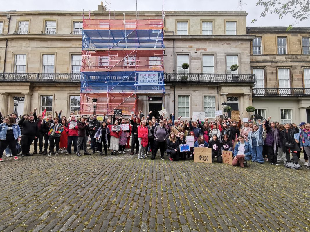 A picture of campaigners outside the US Consulate in Scotland standing in soldiarity with US feminists and in support of Roe Vs Wade