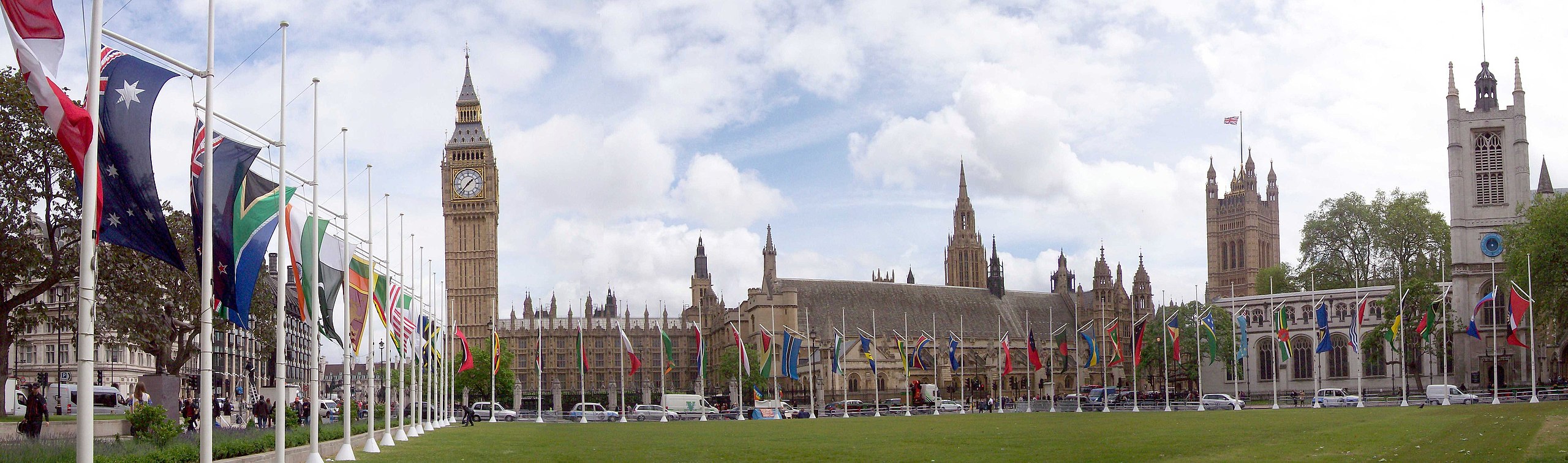 A shot of Parliament square showing the House of Parliament